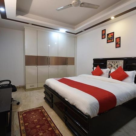 Golden Bed And Breakfast- High Quality Rooms In South Ex-1 D Block Nova Deli Exterior foto